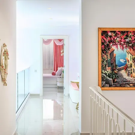 Eco Rose Villa *