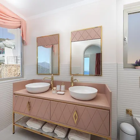 Eco Rose Villa *